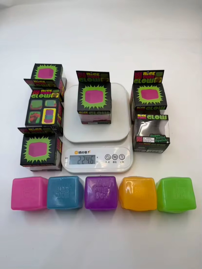 New Schylling Needoh Nice Cube - đánh giá và giá Fidget Cube Original