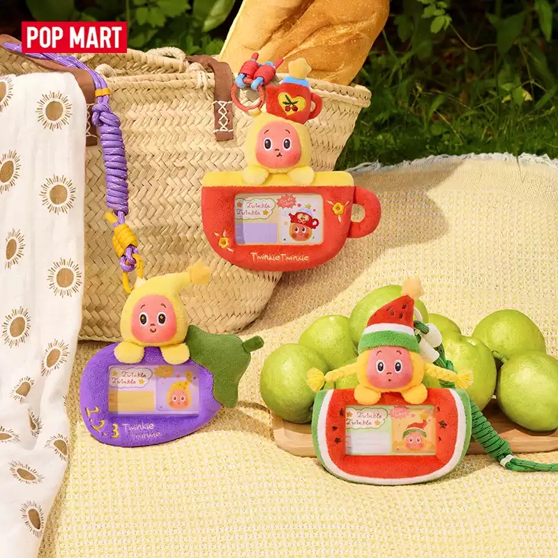 POP MART Twinkle Twinkle Live  - đánh giá và giá Action Figure Stand